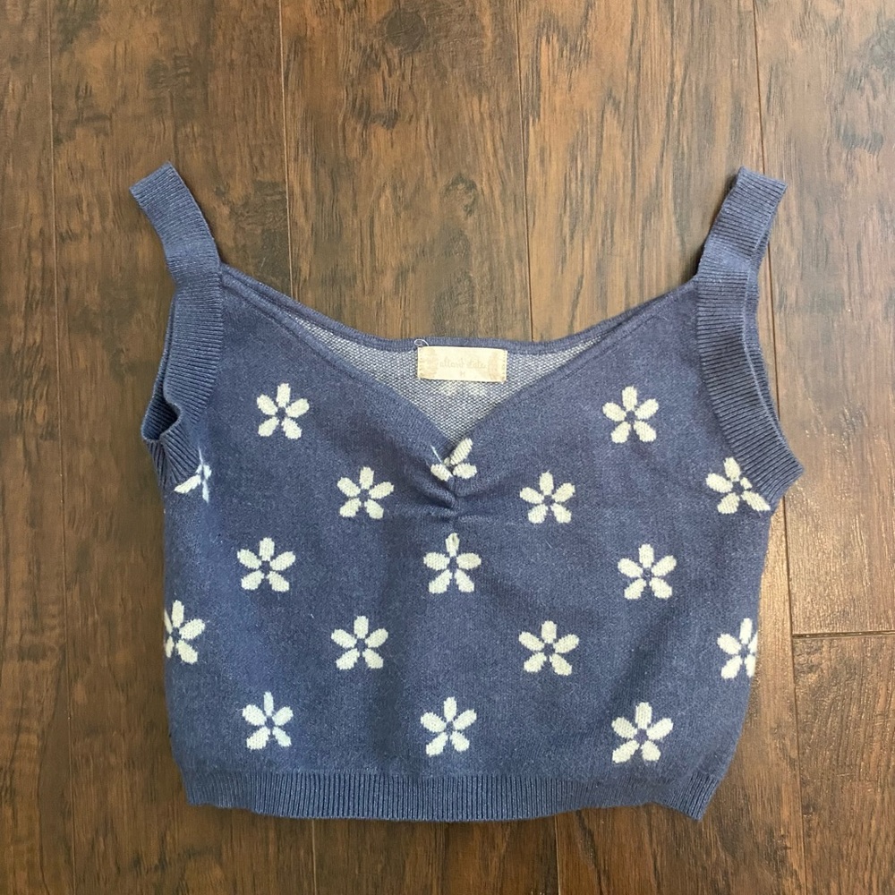 Altar’s State cropped top